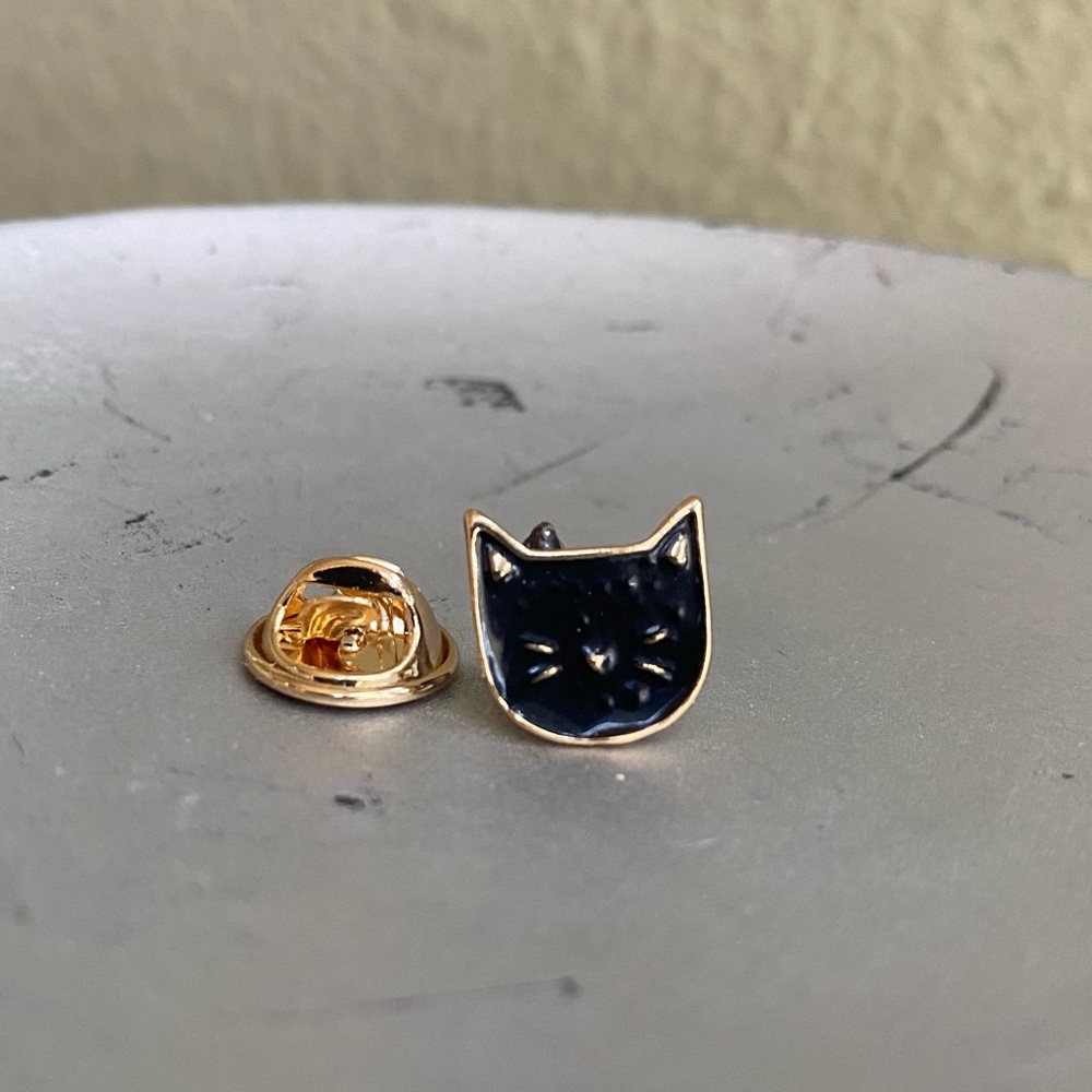 🌺4 Items 25$🌺 Black Cat Pin Brooch NWT